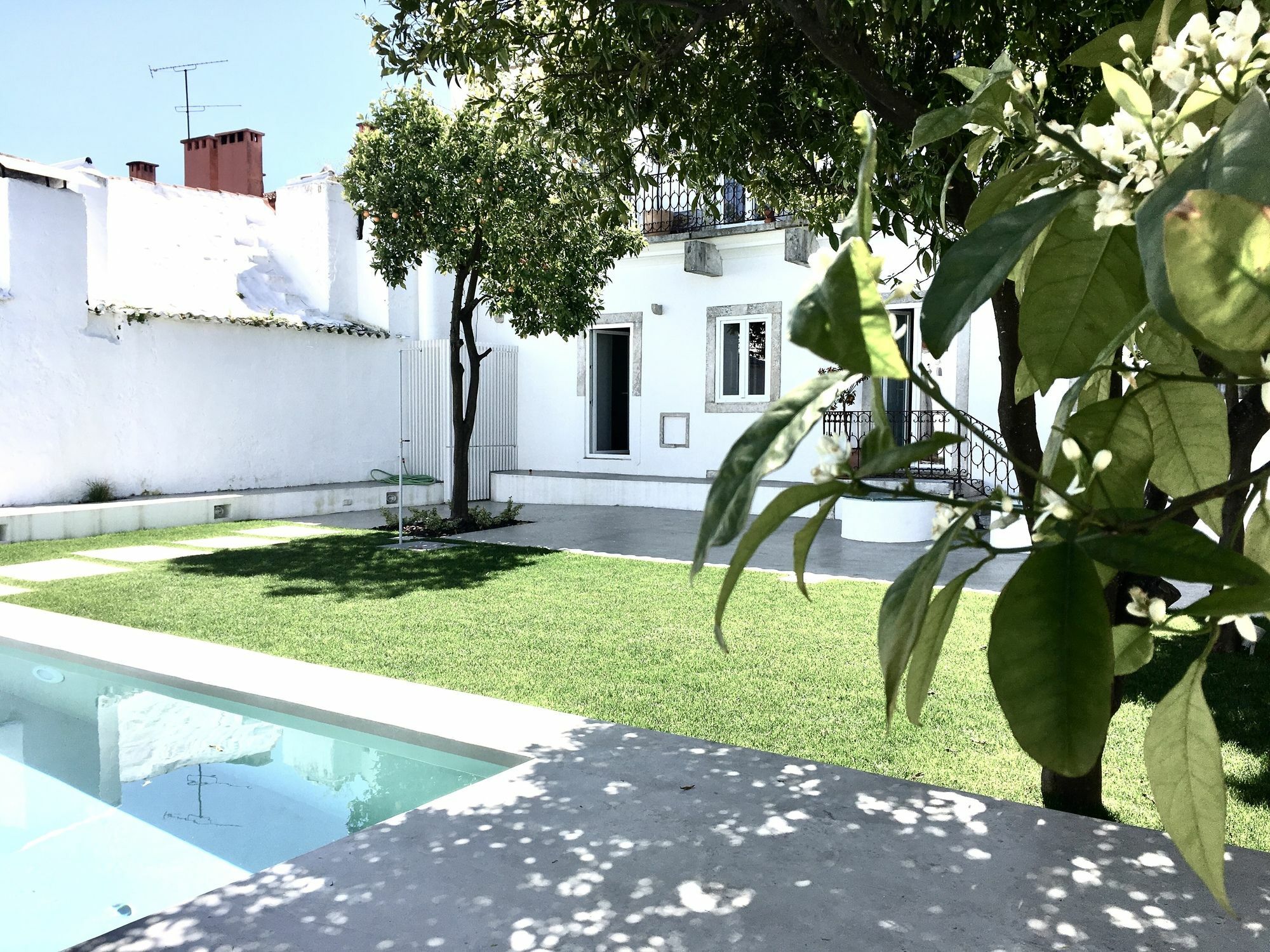 Dona Graca Lisbon Apartments Extérieur photo